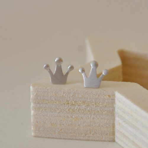 Pendientes de plata con forma de corona