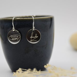 Pendientes de plata con caligrafía