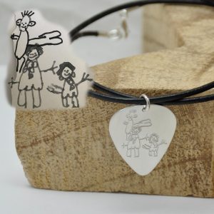 colgante pua de plata personalizada