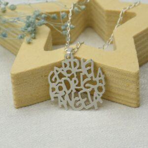 Colgante personalizado nombres lettering