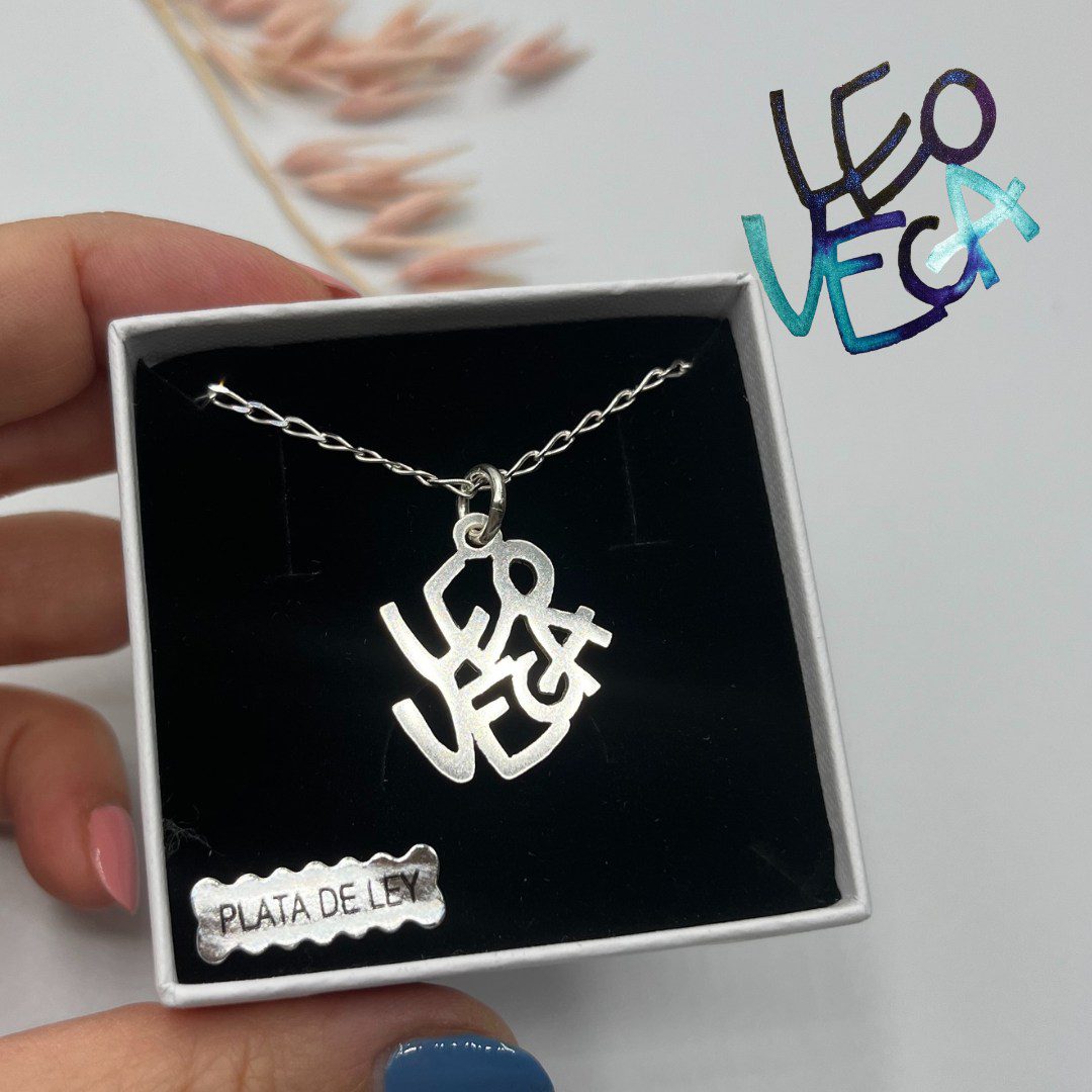 Colgante personalizado nombres lettering